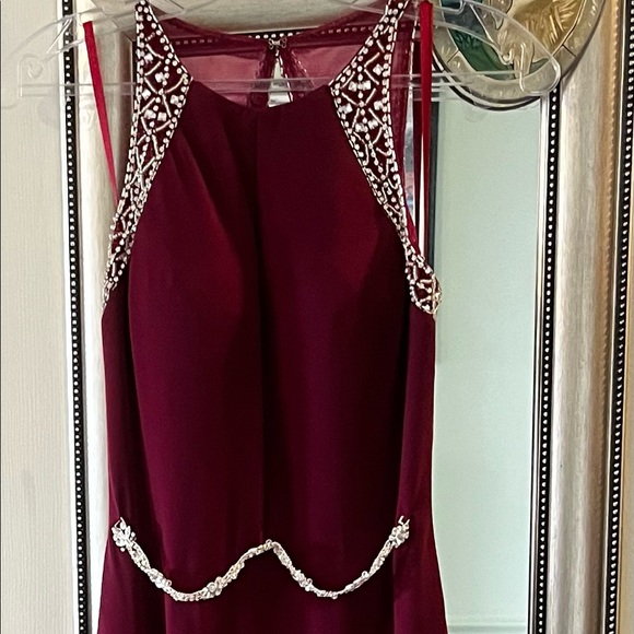 Wine prom dress - Picture 5 of 6